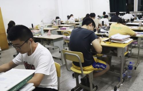 研究生到底多燒錢？普通家庭的學生看完花銷后，多半想放棄了